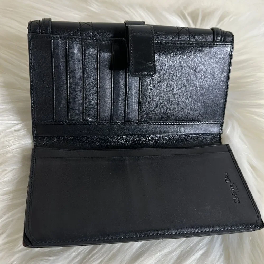 💯Authentic Christian Dior Long Wallet 🍀
